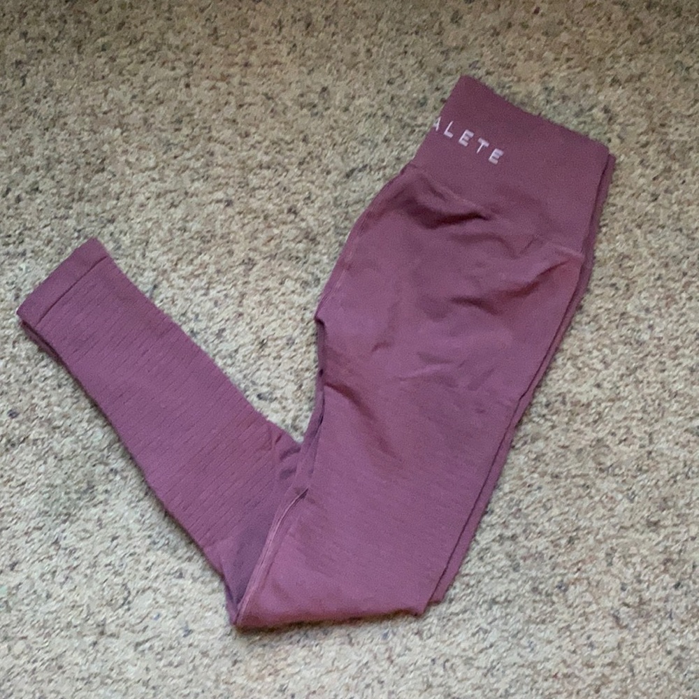 Alphalete Revival Leggings